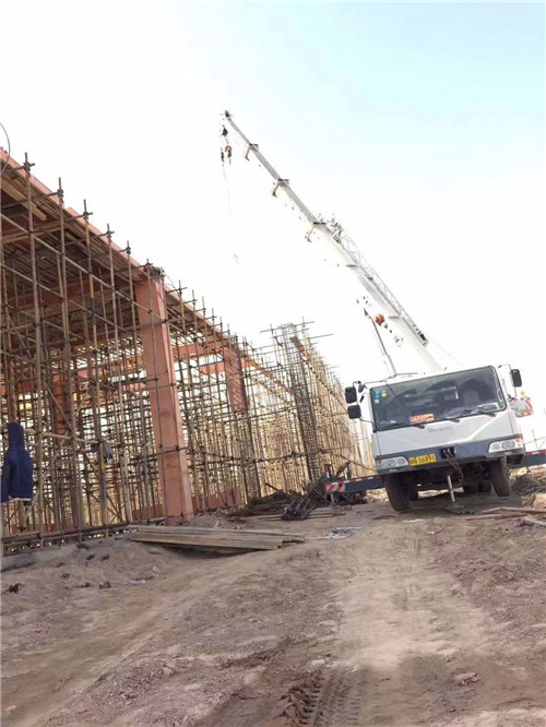 临西县吊车作业的安全注意事项有哪些？